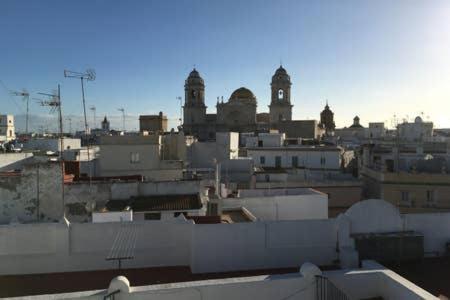 Homestay En Plaza Candelaria, Casco Antiguo Cádiz Exterior foto